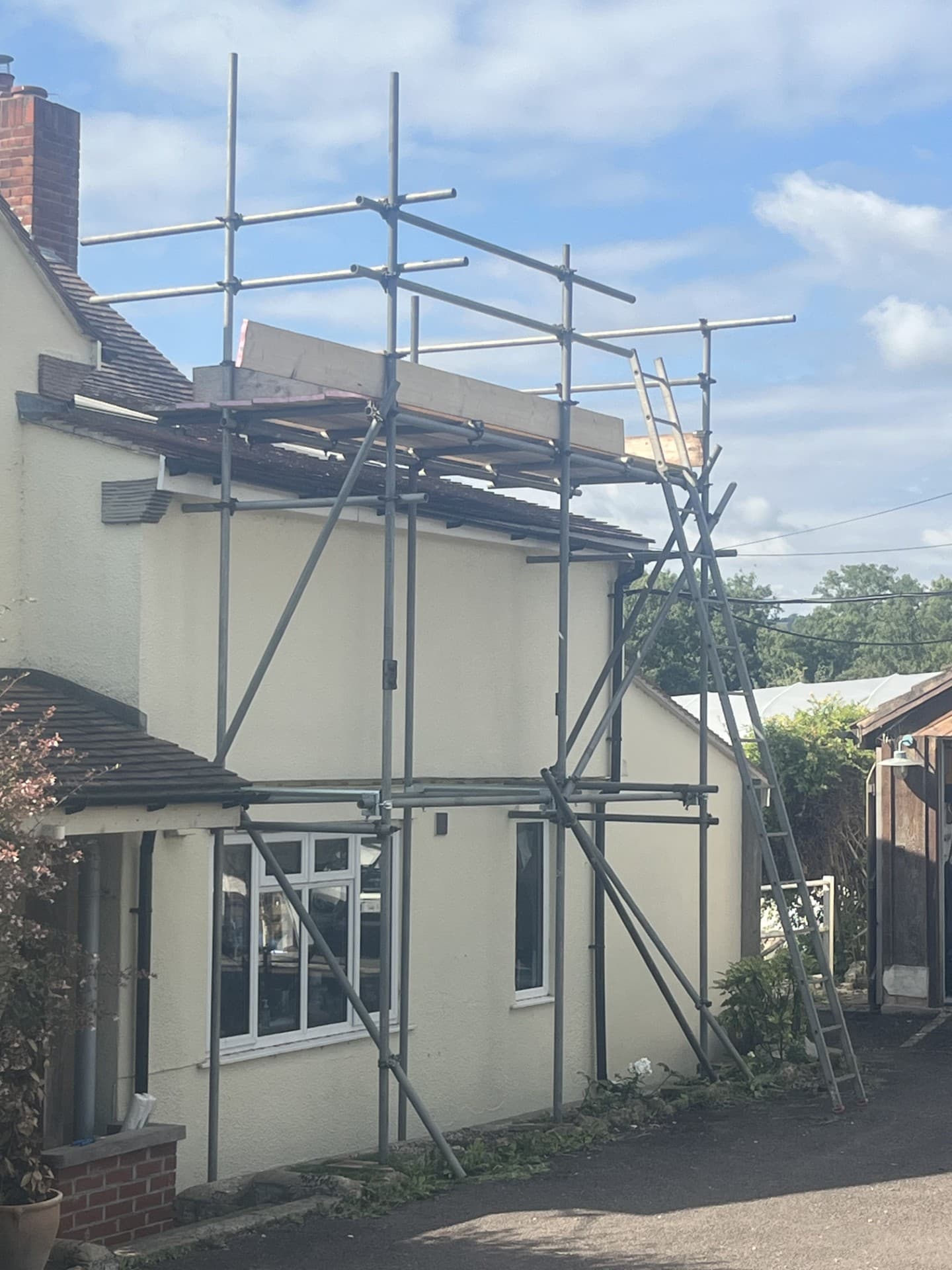 Commercial building scaffolding